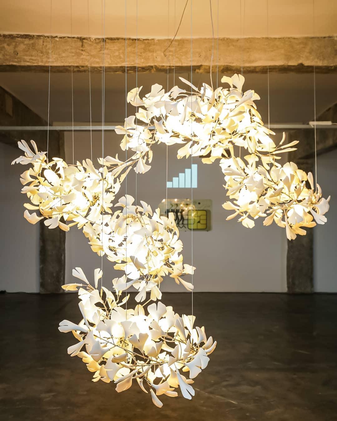 Gingko Vortex Modern Chandelier - Adjustable LED Lighting & Unique Des