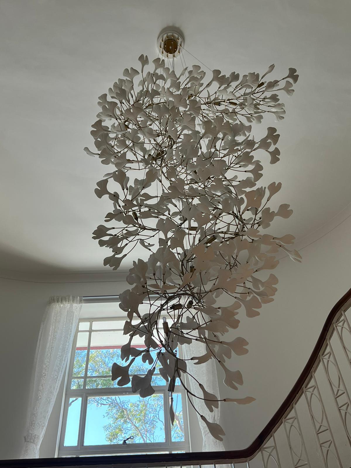 Gingko Vortex Modern Chandelier - Adjustable LED Lighting & Unique Des