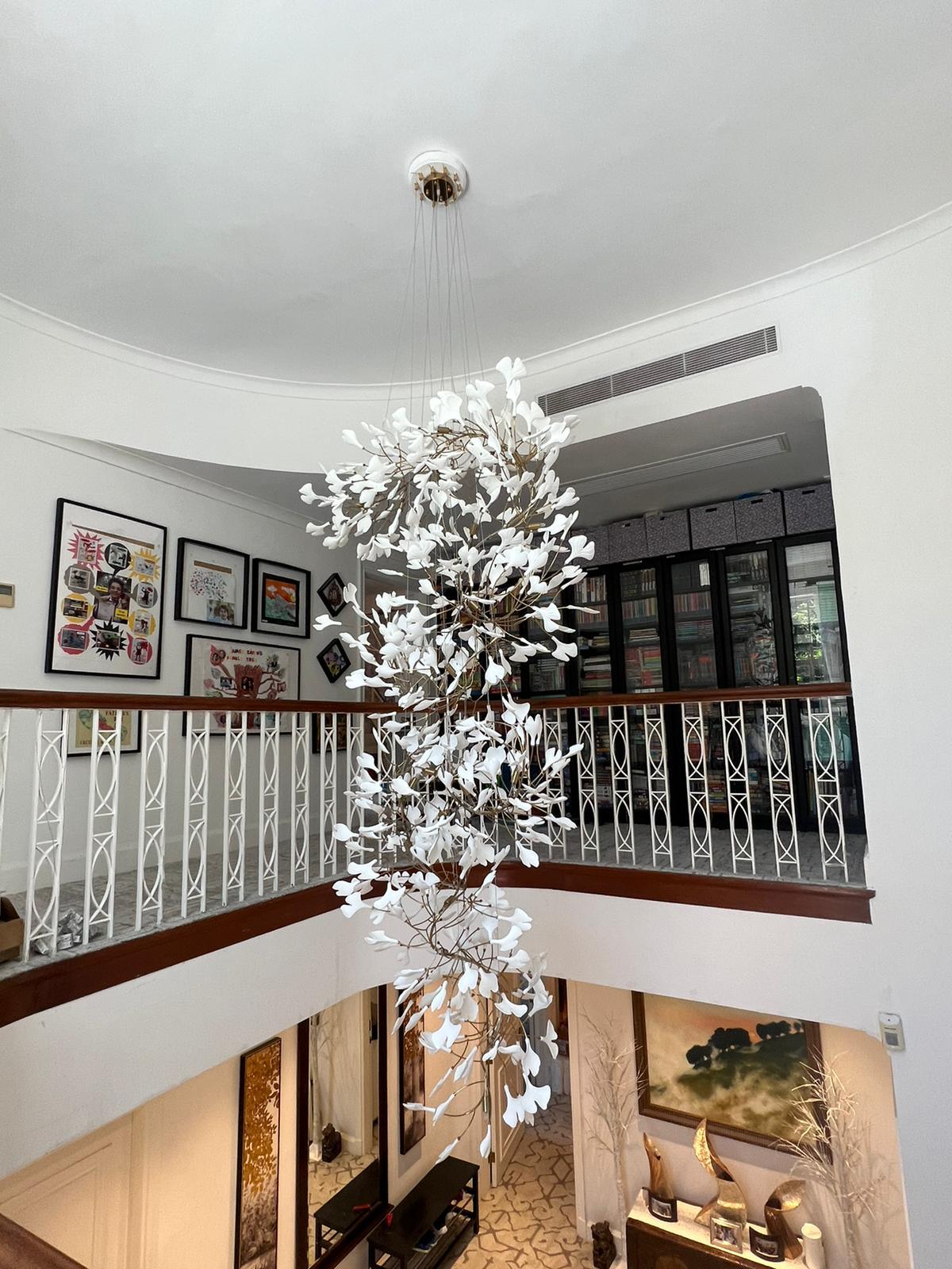 Gingko Vortex Modern Chandelier - Adjustable LED Lighting & Unique Des