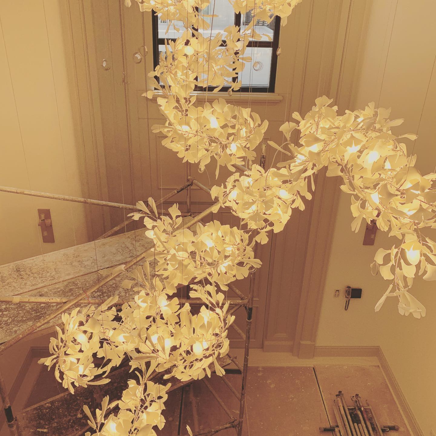 Gingko Chandelier C - Elegant Design with Adjustable Height & LED Ligh