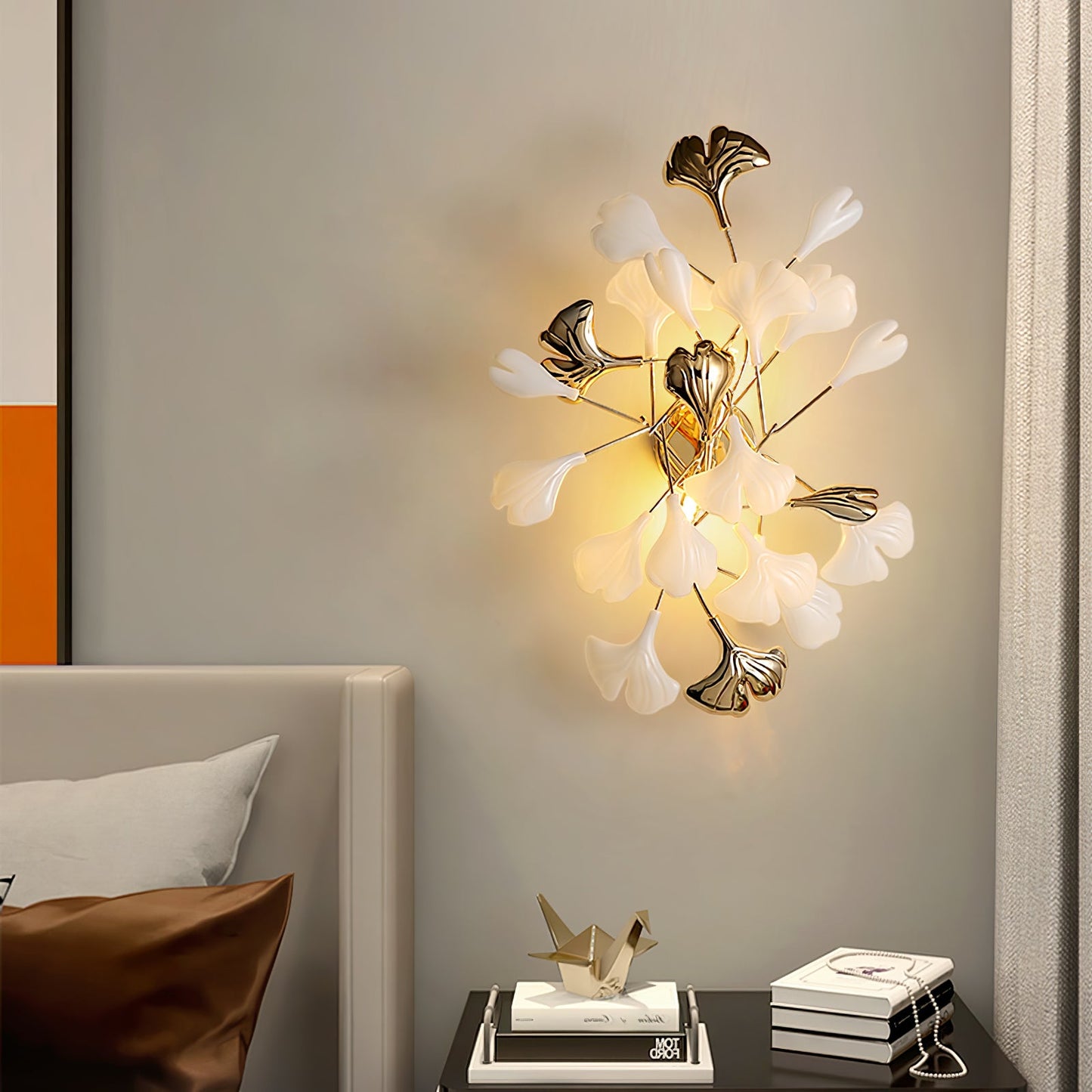Gingko Modern Wall Lamp - LED Illumination & Adjustable Brightness