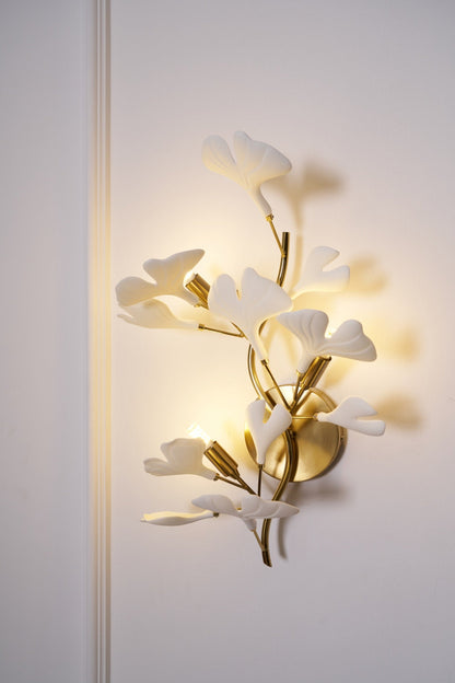 Gingko Modern Wall Lamp - LED Illumination & Adjustable Brightness