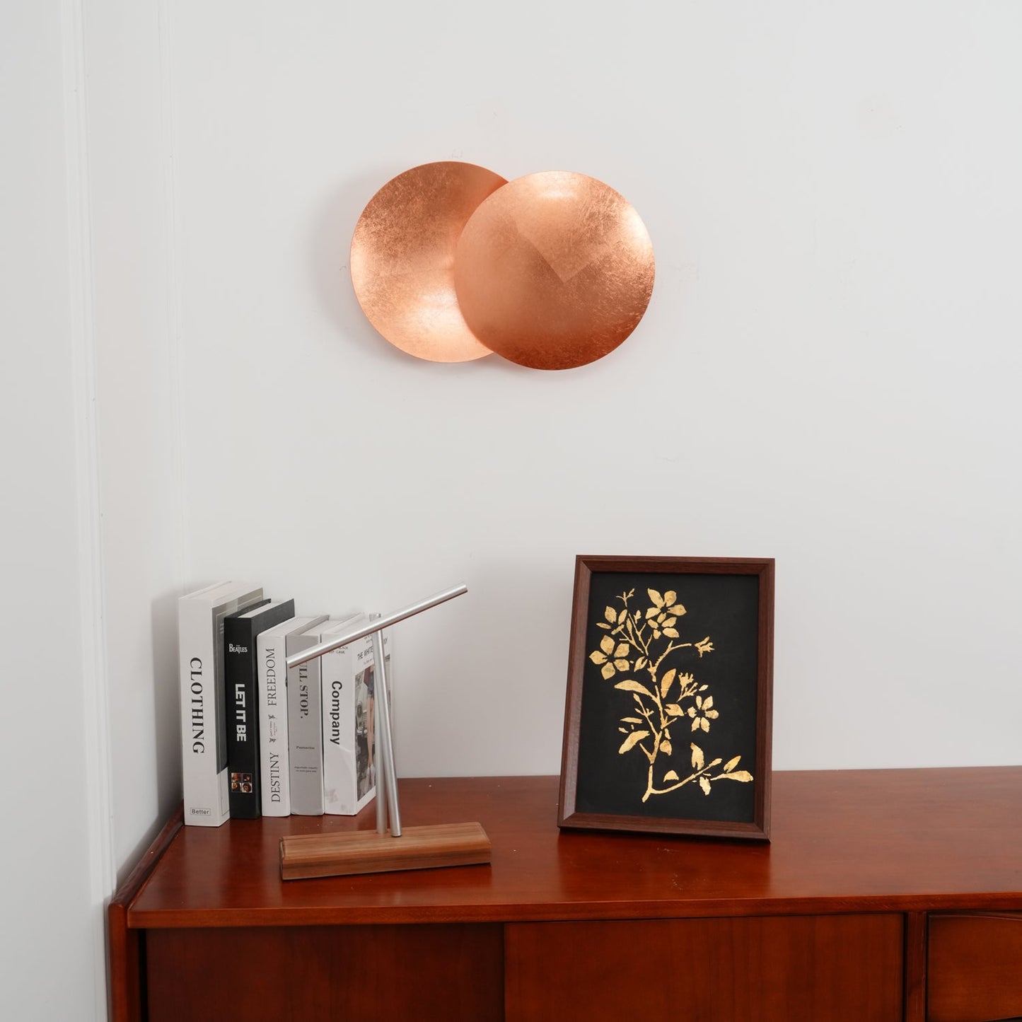 Giorgio Modern Wall Lamp – Adjustable Angle, Energy-Efficient LED