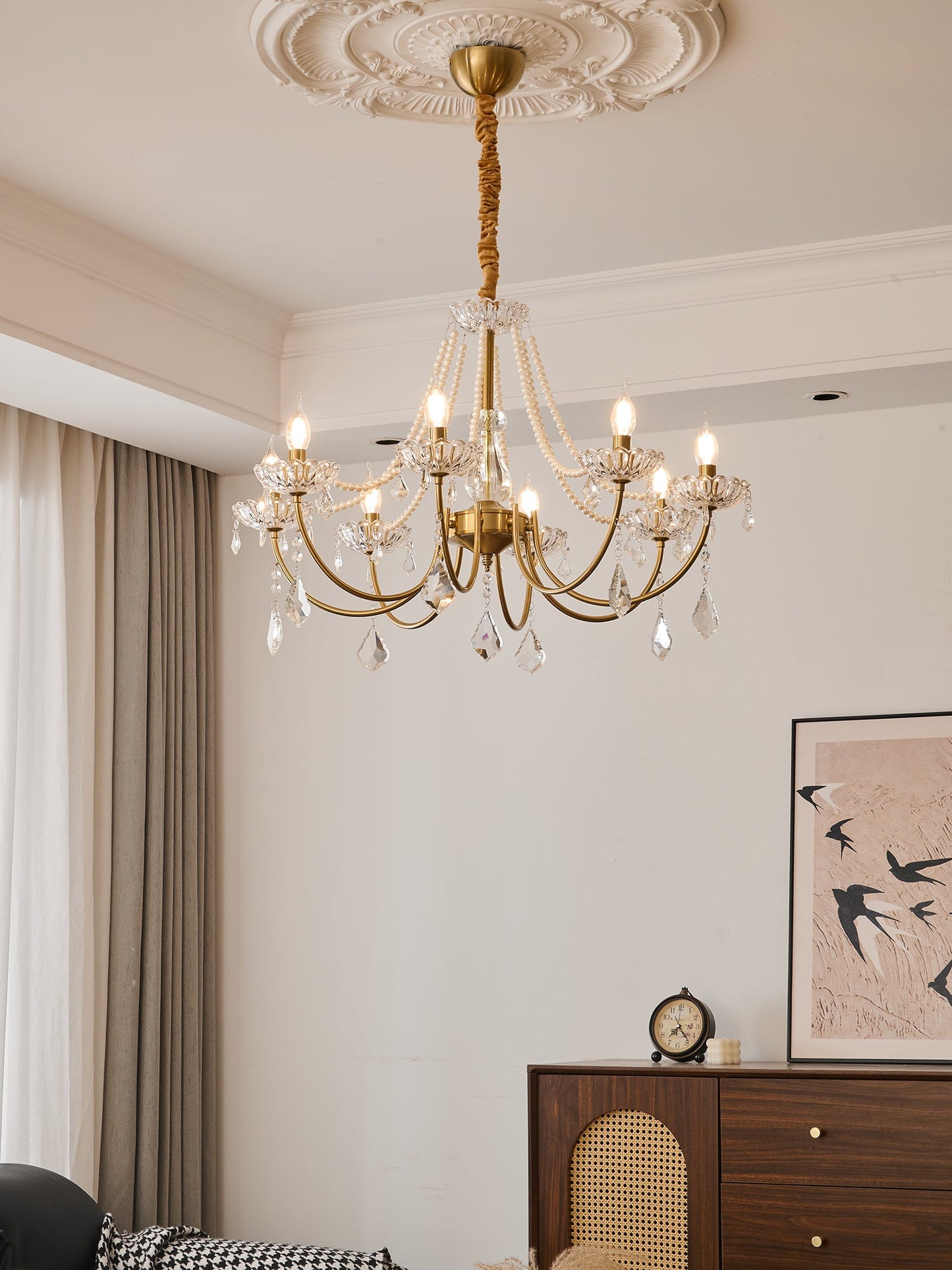 Elegant Pearl Chandelier - Dimmable Lighting & Crystal Accents