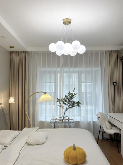 Elegant Glass Cluster Chandelier with Adjustable Height & Modern Desig
