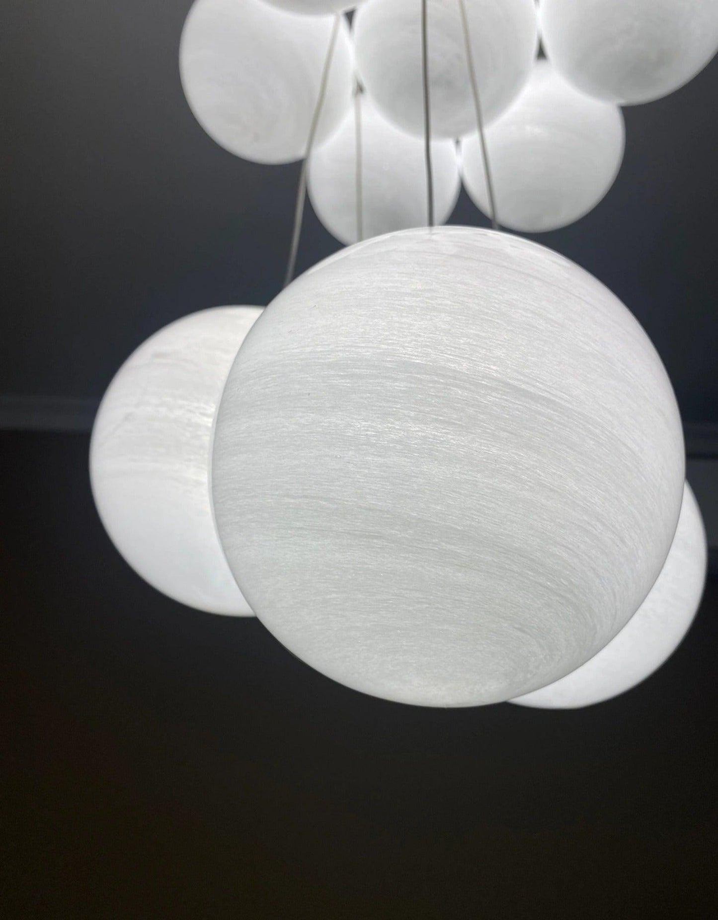 Elegant Glass Cluster Chandelier with Adjustable Height & Modern Desig