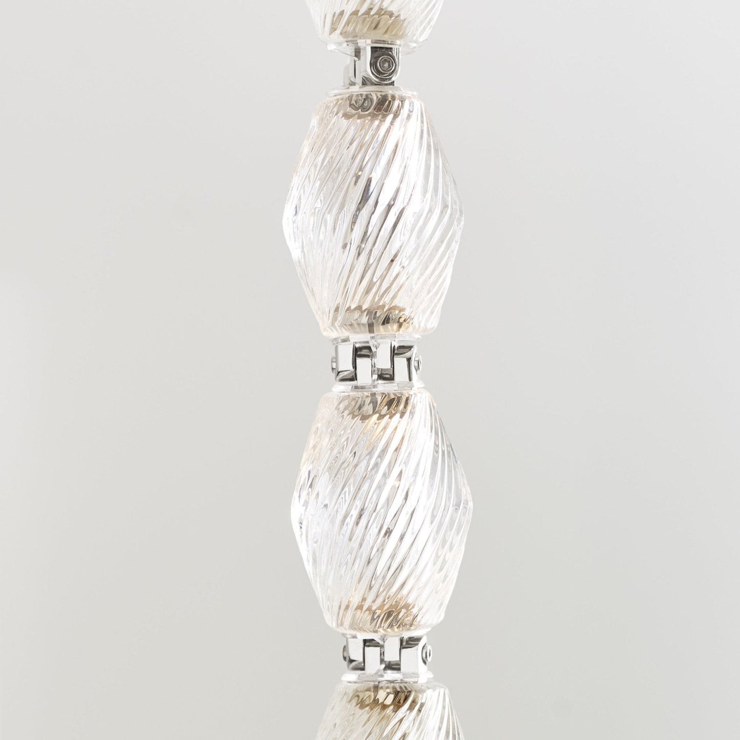 Riviere Chain Chandelier - Elegant Design, Adjustable Height, LED Comp