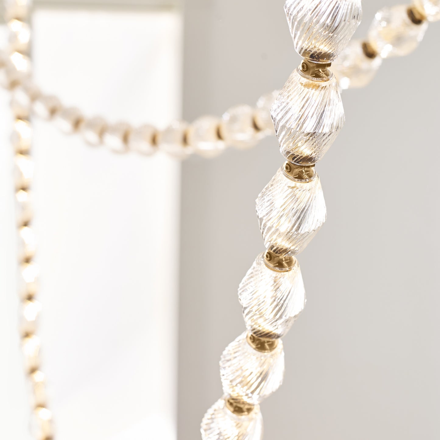 Riviere Chain Chandelier - Elegant Design, Adjustable Height, LED Comp