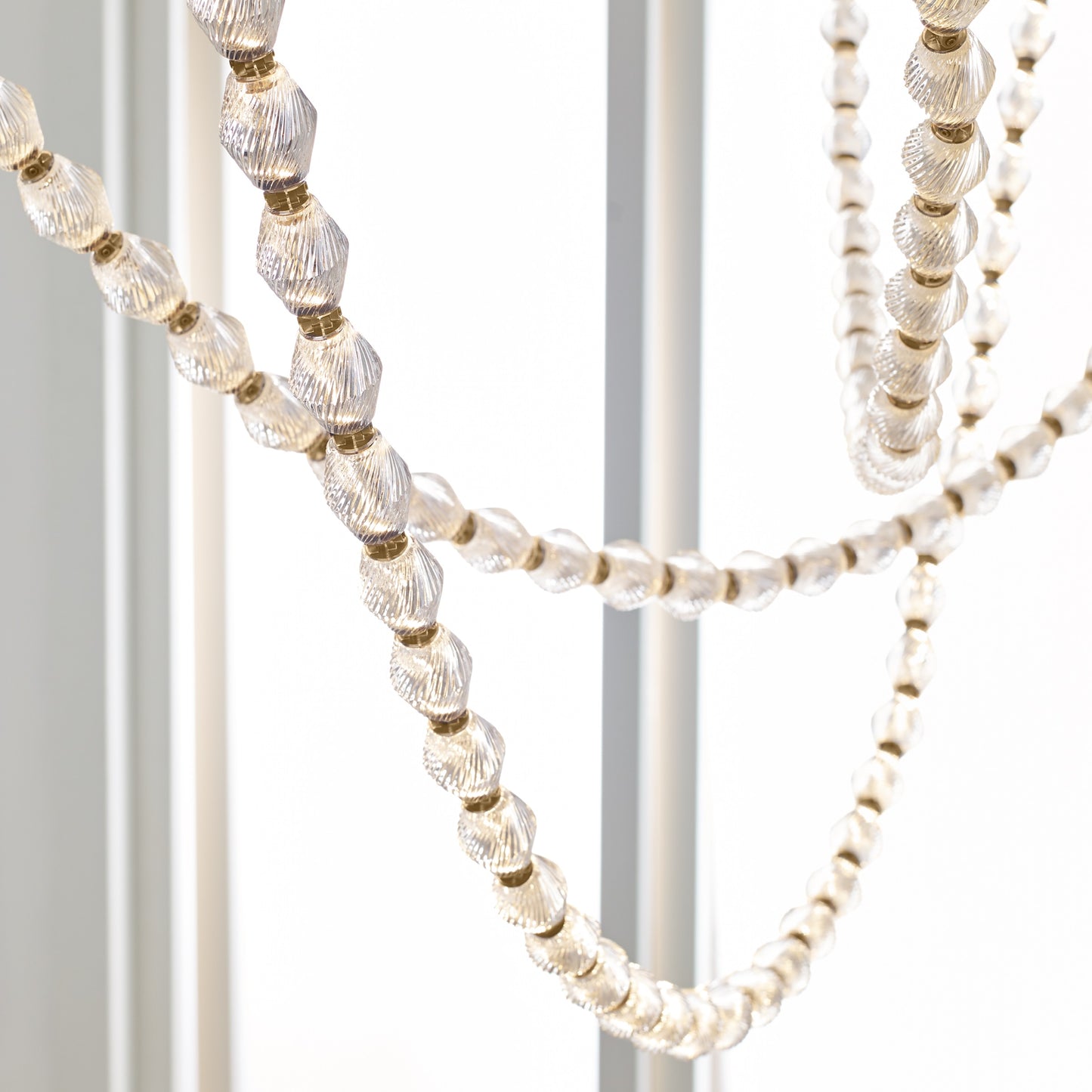 Riviere Chain Chandelier - Elegant Design, Adjustable Height, LED Comp