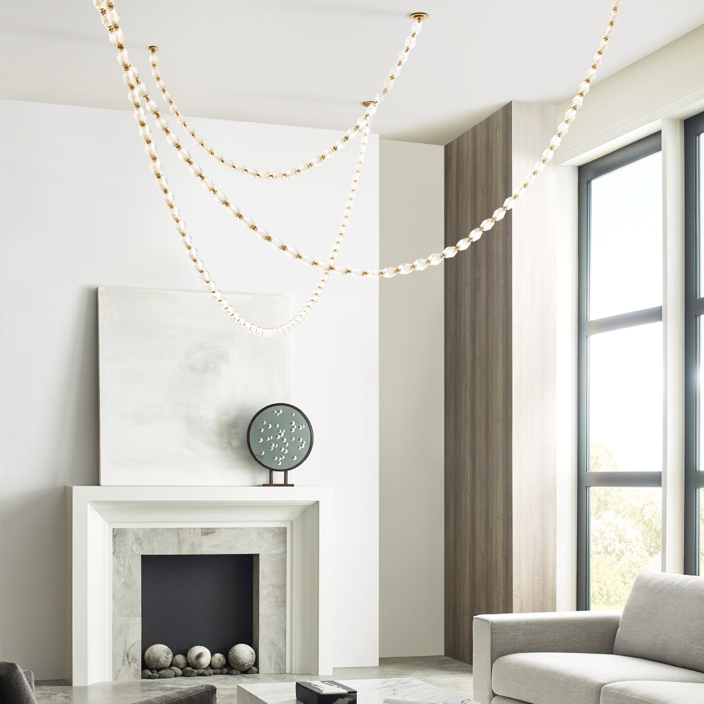 Riviere Chain Chandelier - Elegant Design, Adjustable Height, LED Comp