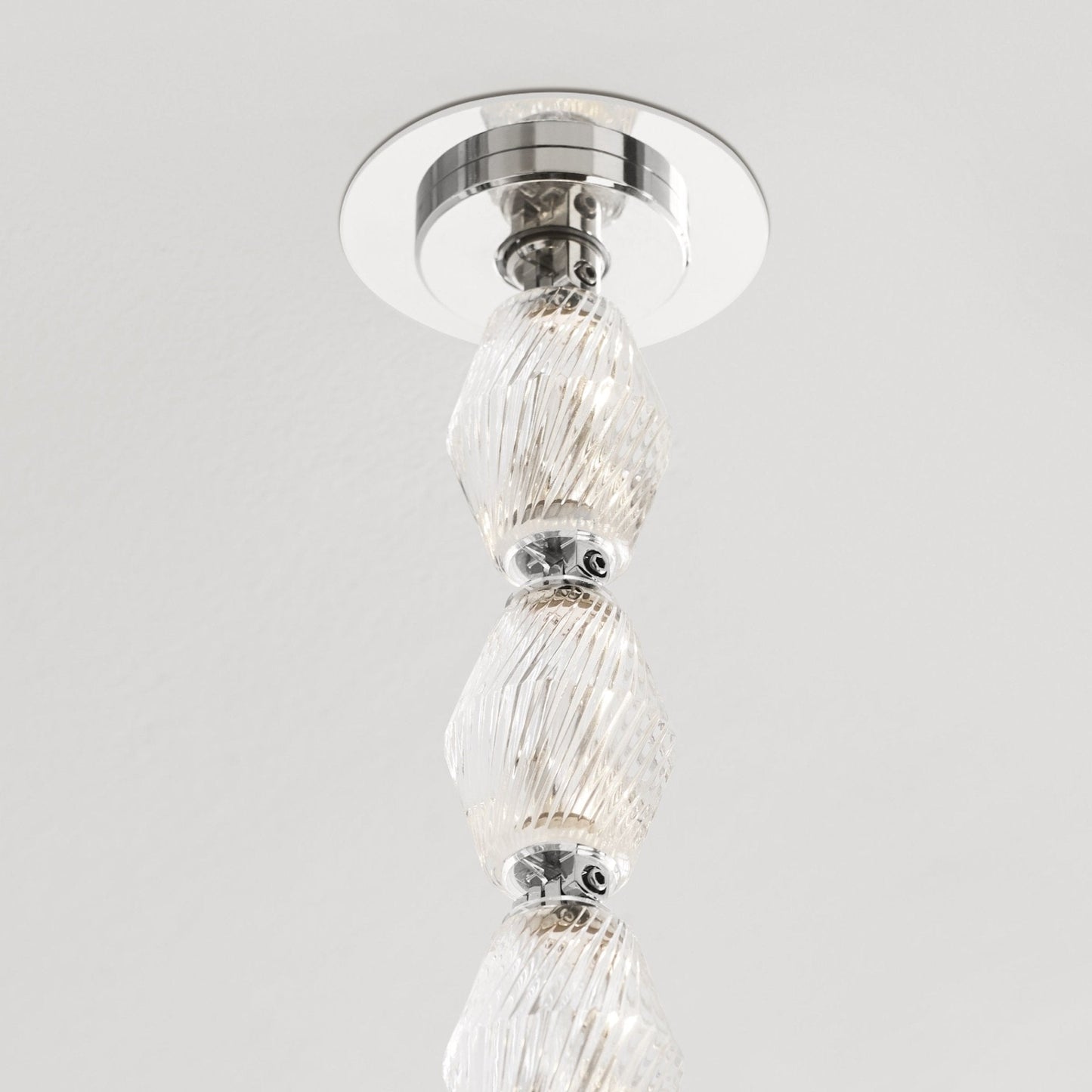Riviere Chain Chandelier - Elegant Design, Adjustable Height, LED Comp