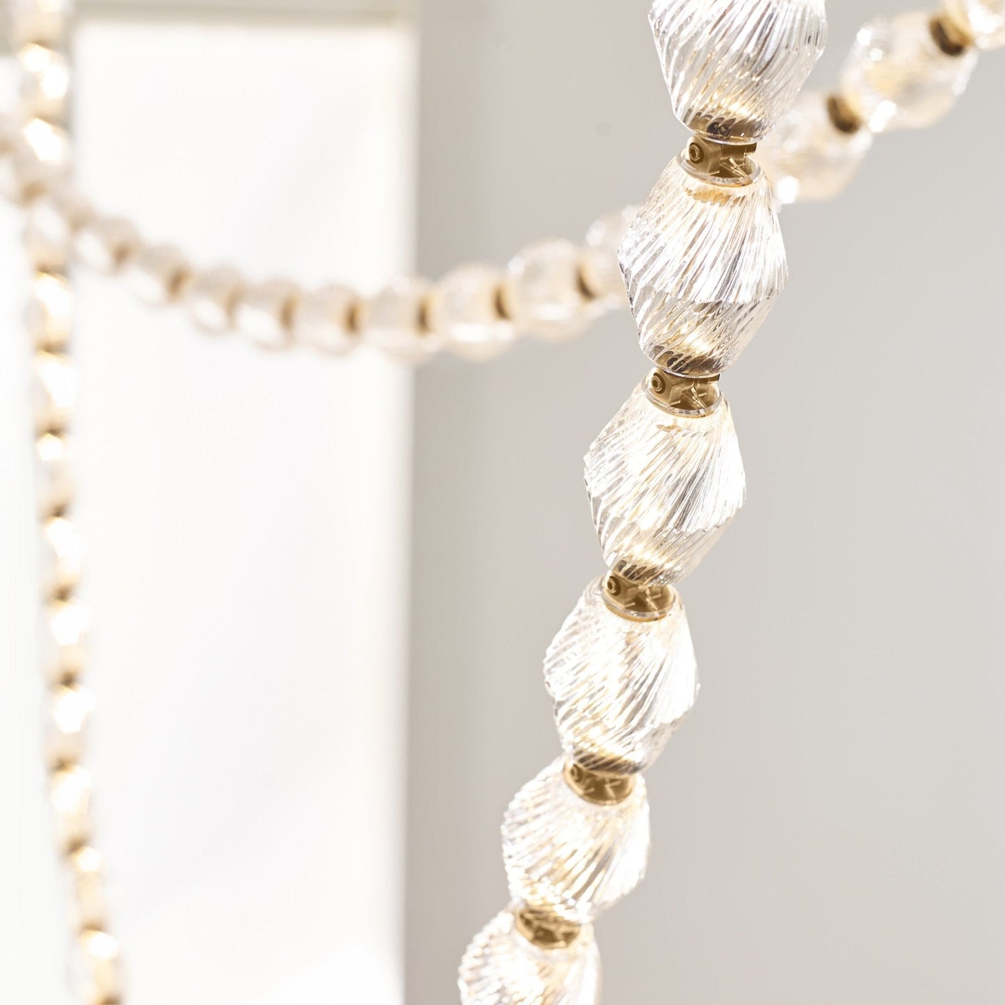 Riviere Chain Chandelier - Elegant Design, Adjustable Height, LED Comp