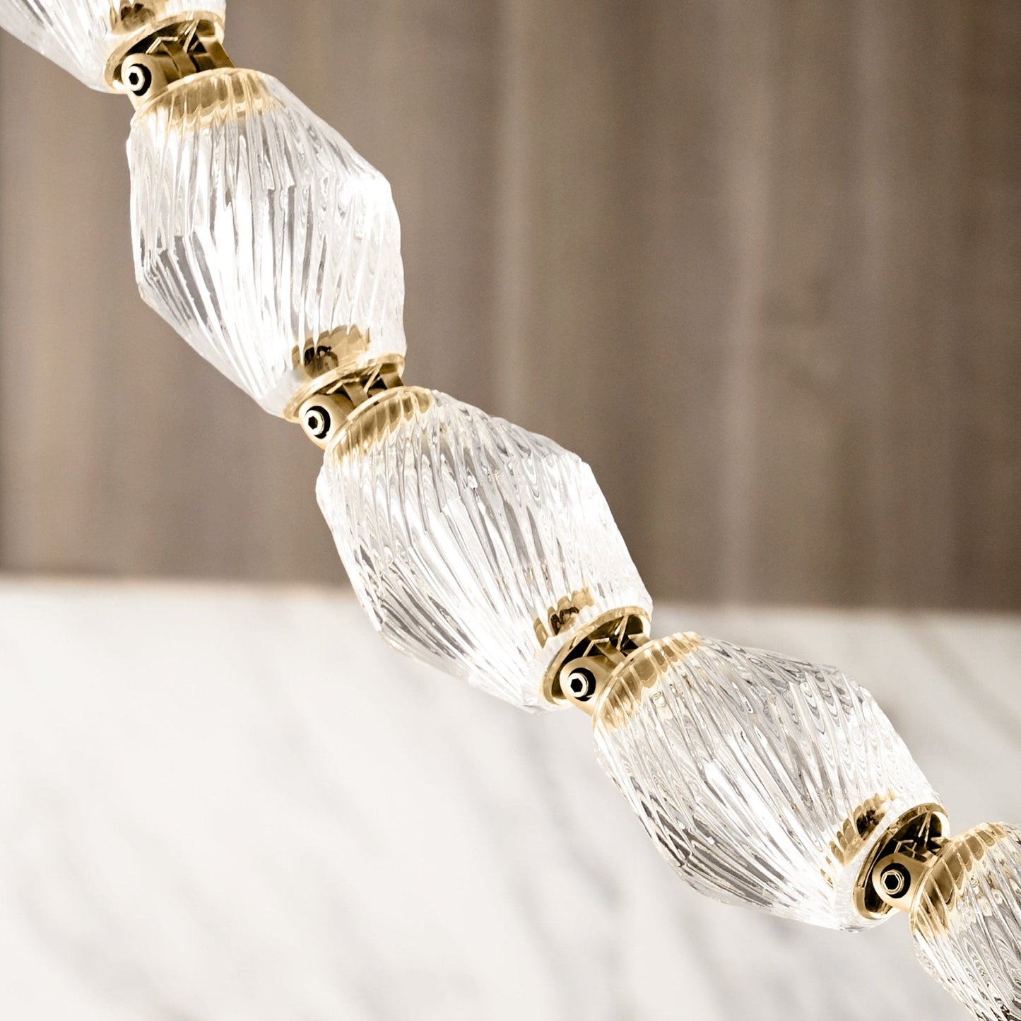Riviere Chain Chandelier - Elegant Design, Adjustable Height, LED Comp