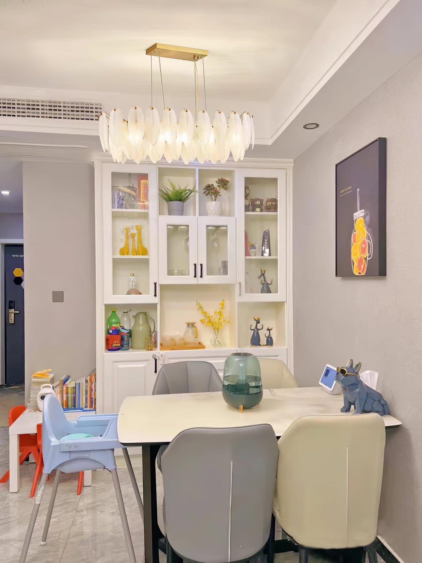 Elegant Glass Feather Chandelier - Unique Design & Adjustable Height