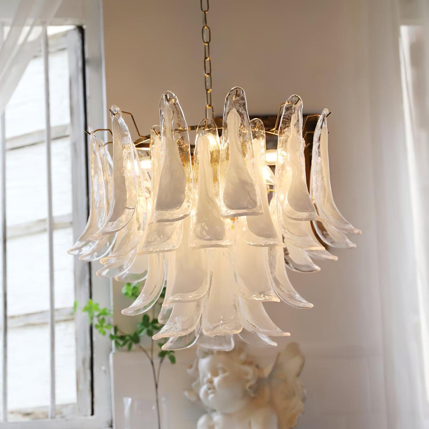 Elegant Glass Leaf Chandelier - Adjustable Height, Energy Efficient Li
