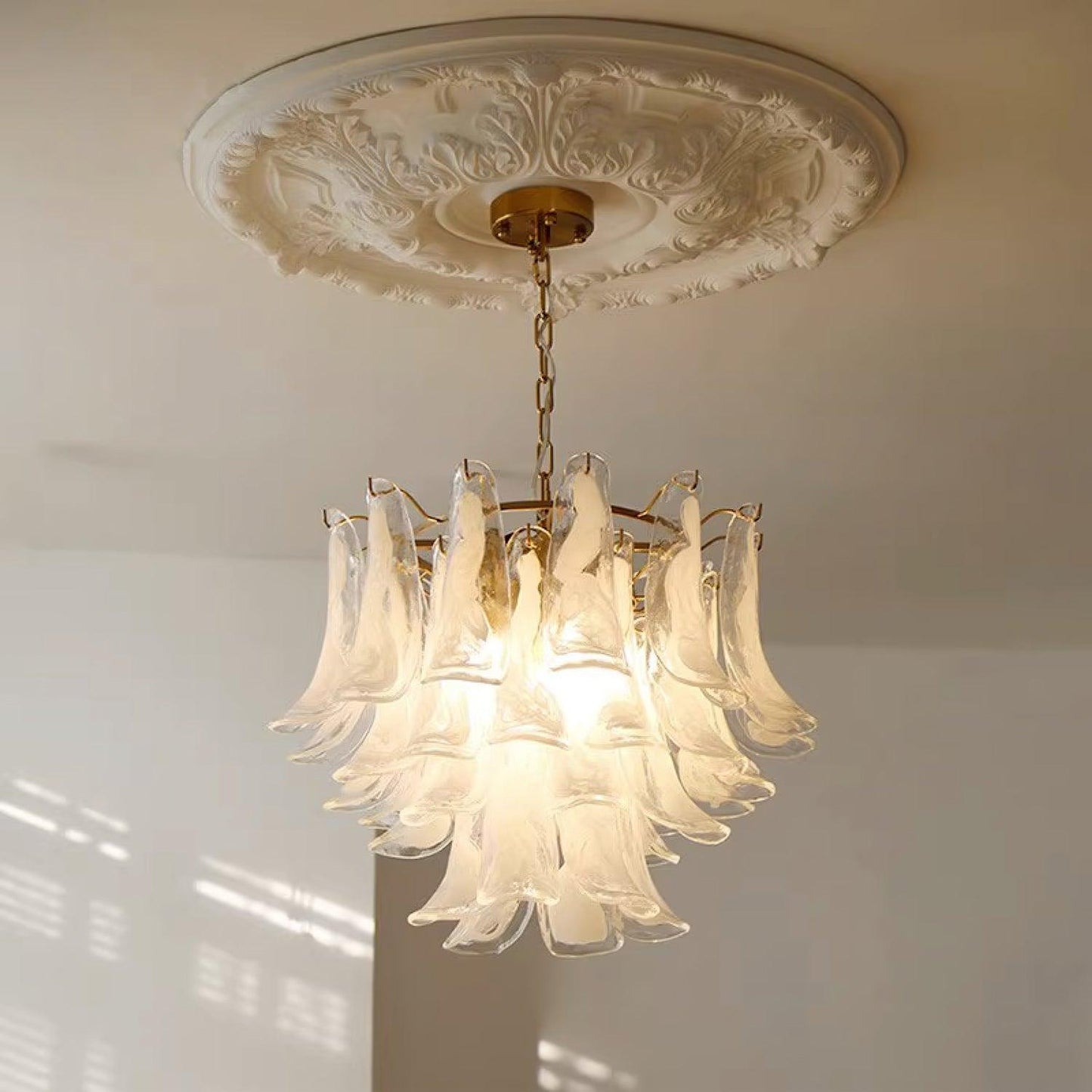 Elegant Glass Leaf Chandelier - Adjustable Height, Energy Efficient Li