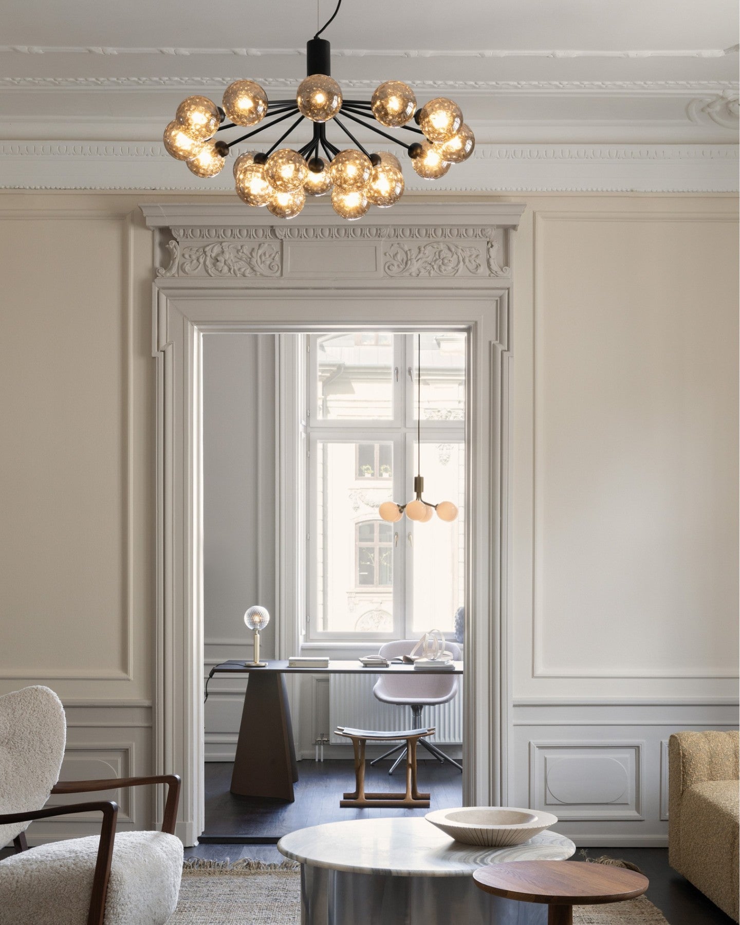 Modern Glass Sphere Cluster Chandelier - Adjustable Height, Elegant De