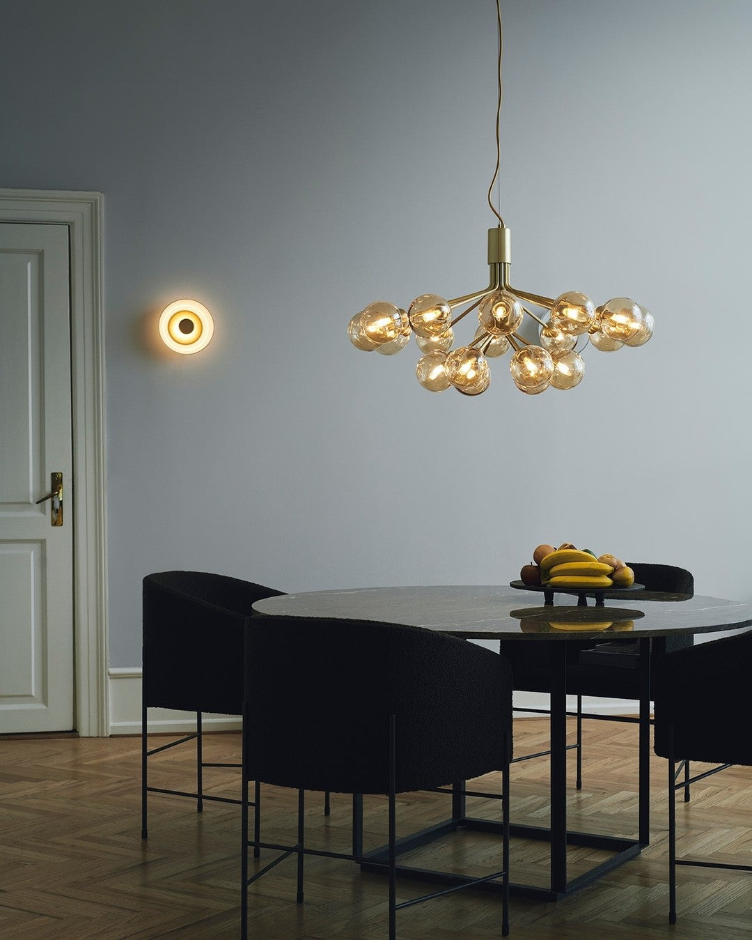 Modern Glass Sphere Cluster Chandelier - Adjustable Height, Elegant De
