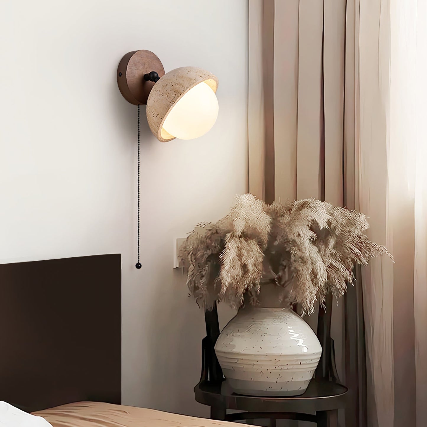 Pecherna Wall Sconce - Adjustable Brightness & Modern Design