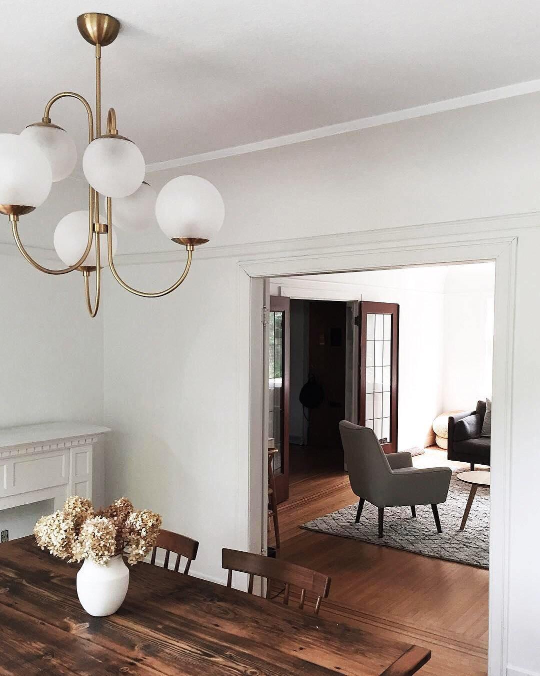Elegant Gooseneck Chandelier with Adjustable Arms and LED Compatibilit