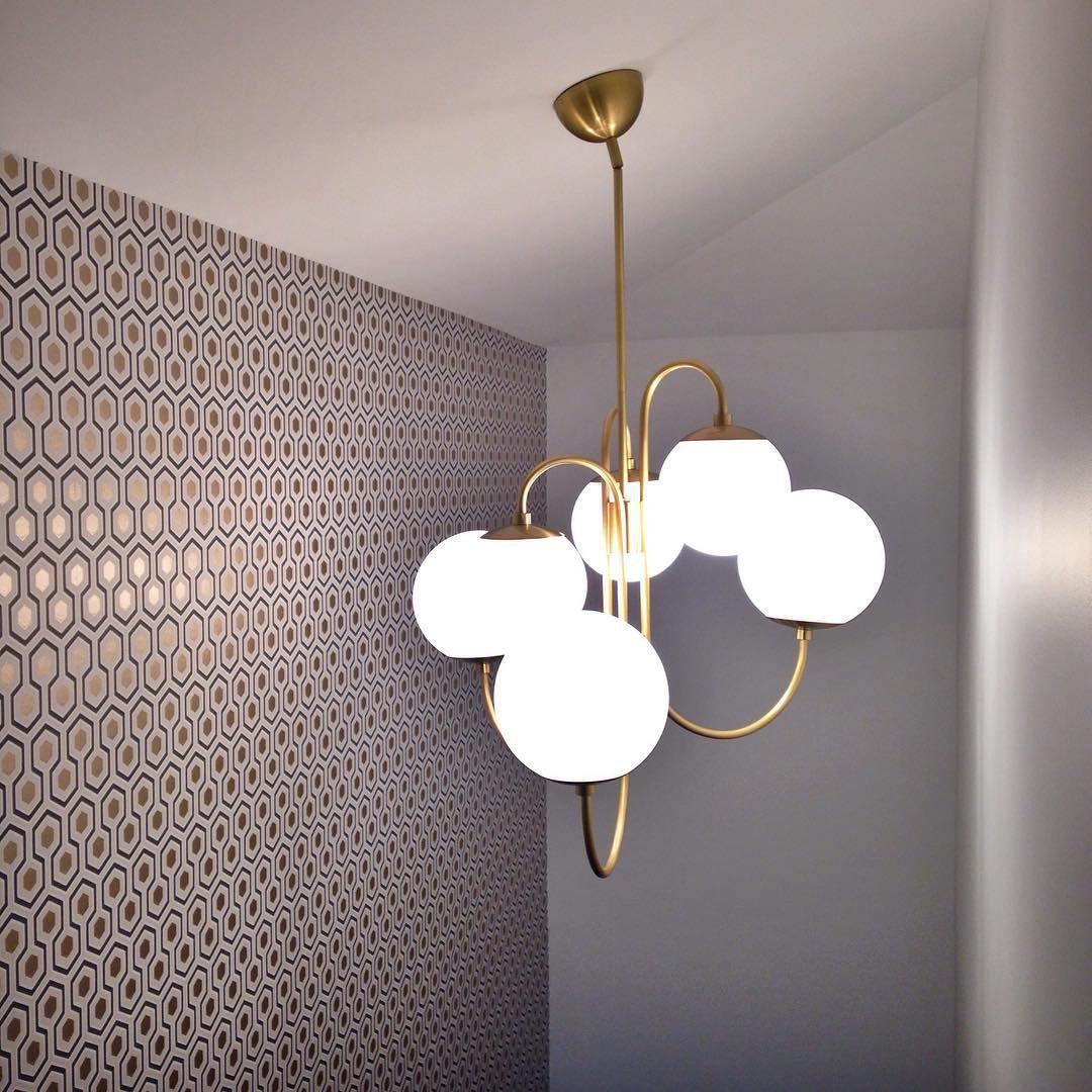 Elegant Gooseneck Chandelier with Adjustable Arms and LED Compatibilit