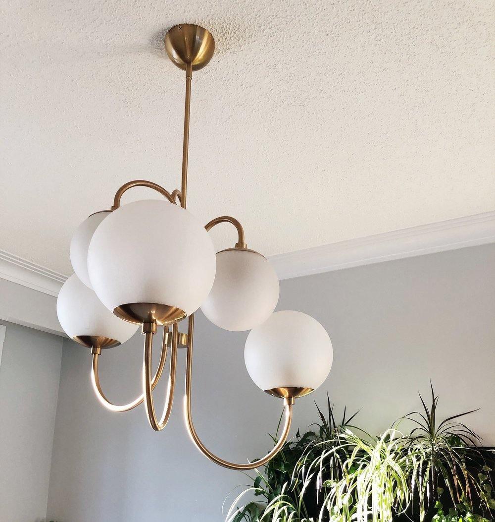 Elegant Gooseneck Chandelier with Adjustable Arms and LED Compatibilit