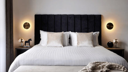 Gossa Professional Wall Lamp - Adjustable Brightness, Modern Design