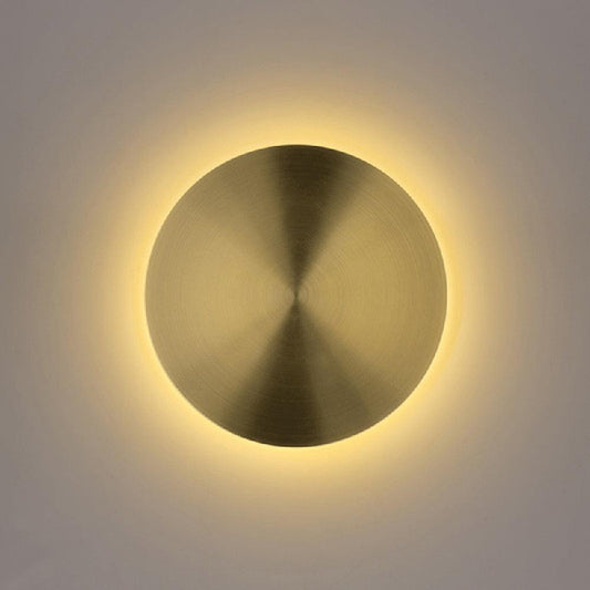 Gossa Professional Wall Lamp - Adjustable Brightness, Modern Design