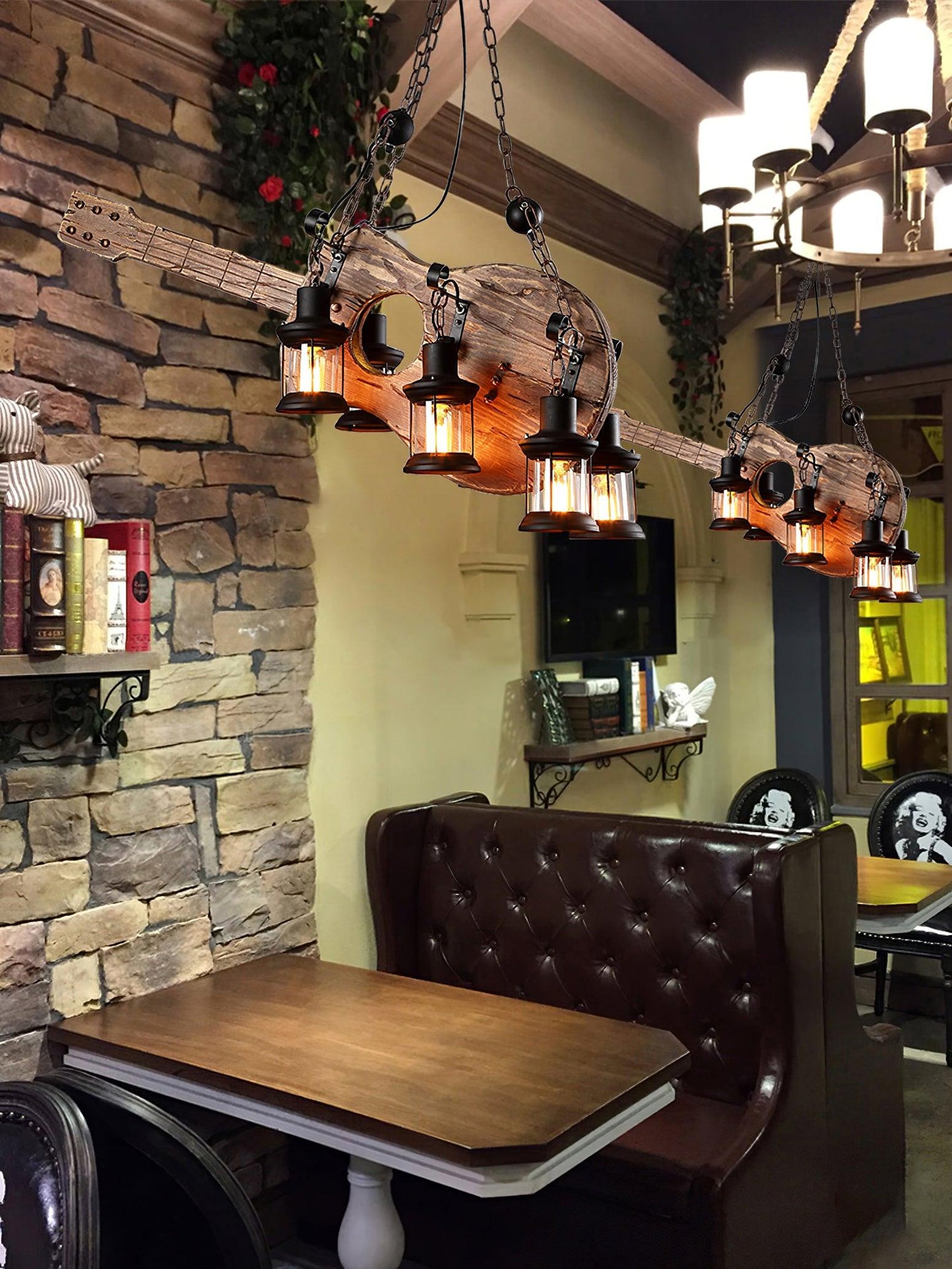 Guitar Pendant Light - Adjustable Height, Vintage Design, Warm Glow