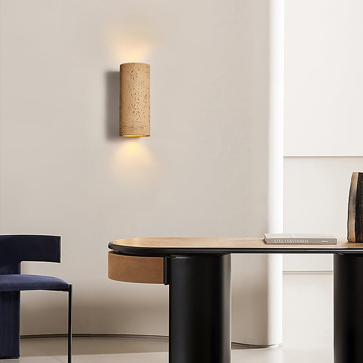 Hans Wall Lamp - Adjustable Arm, Energy-Efficient LED Lighting