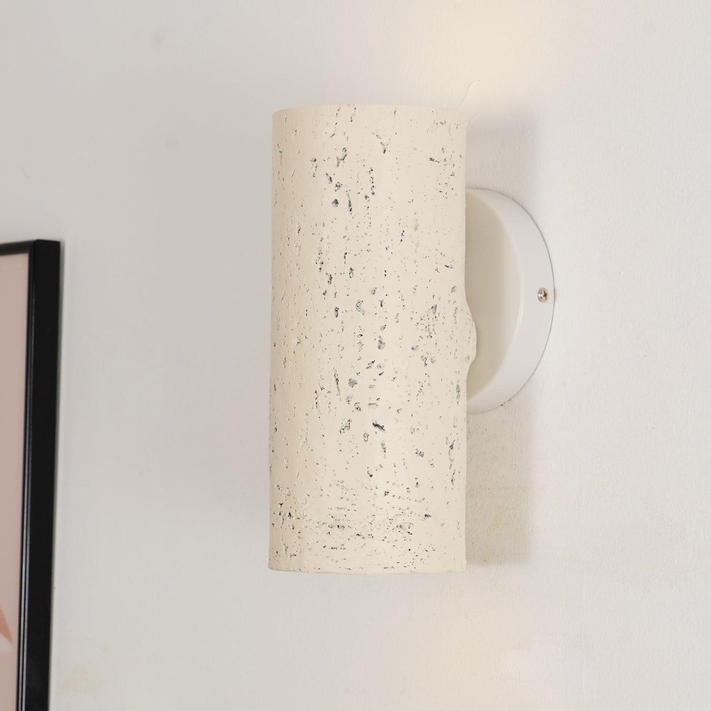 Hans Wall Lamp - Adjustable Arm, Energy-Efficient LED Lighting