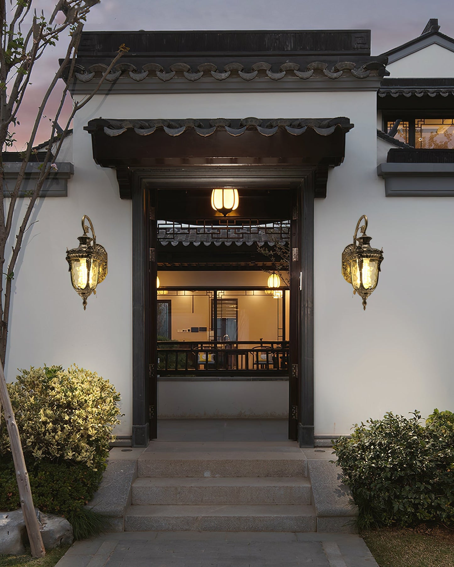 Heritage Outdoor Wall Lamp - Weather-Resistant, Energy-Efficient LED
