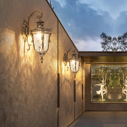 Heritage Outdoor Wall Lamp - Weather-Resistant, Energy-Efficient LED