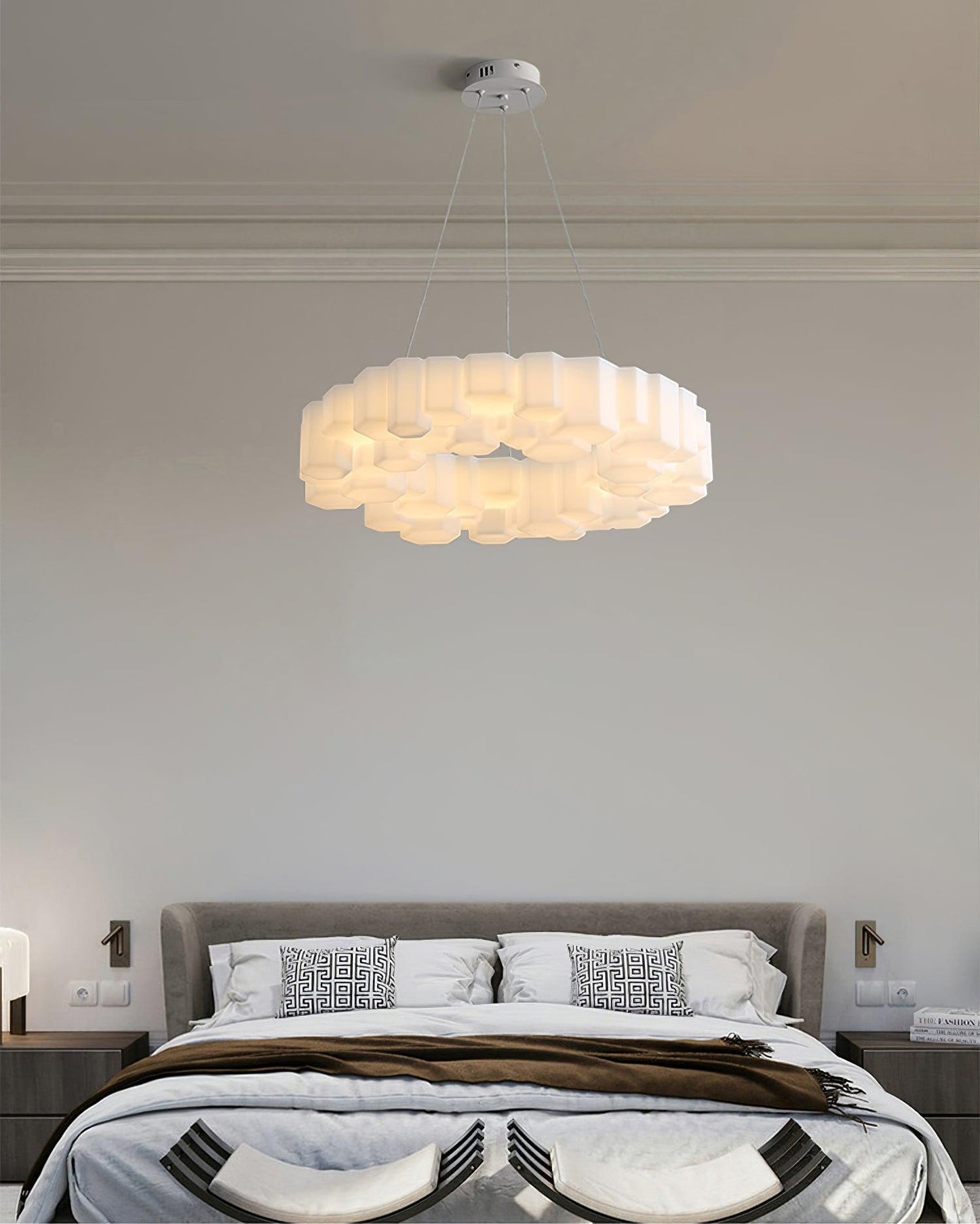 Elegant Honeycomb Chandelier - Modern Design with Adjustable Brightnes