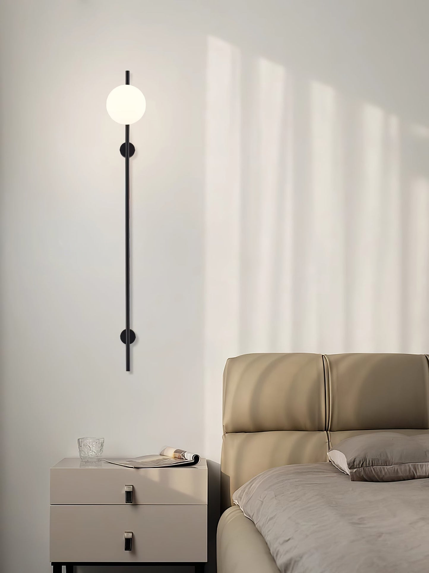 Brennware Plug-in Wall Light with Adjustable Brightness & USB Port