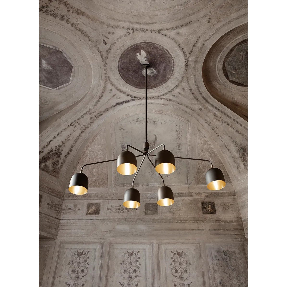 Howard Chandelier - Elegant Lighting Fixture with Adjustable Height &