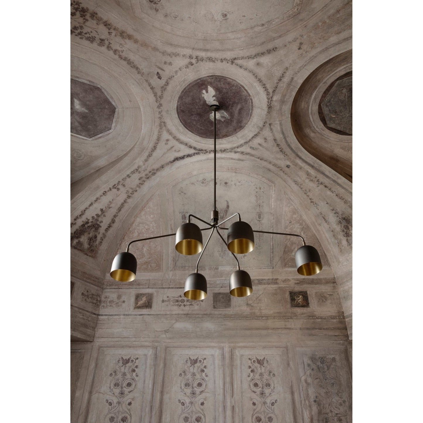 Howard Chandelier - Elegant Lighting Fixture with Adjustable Height &