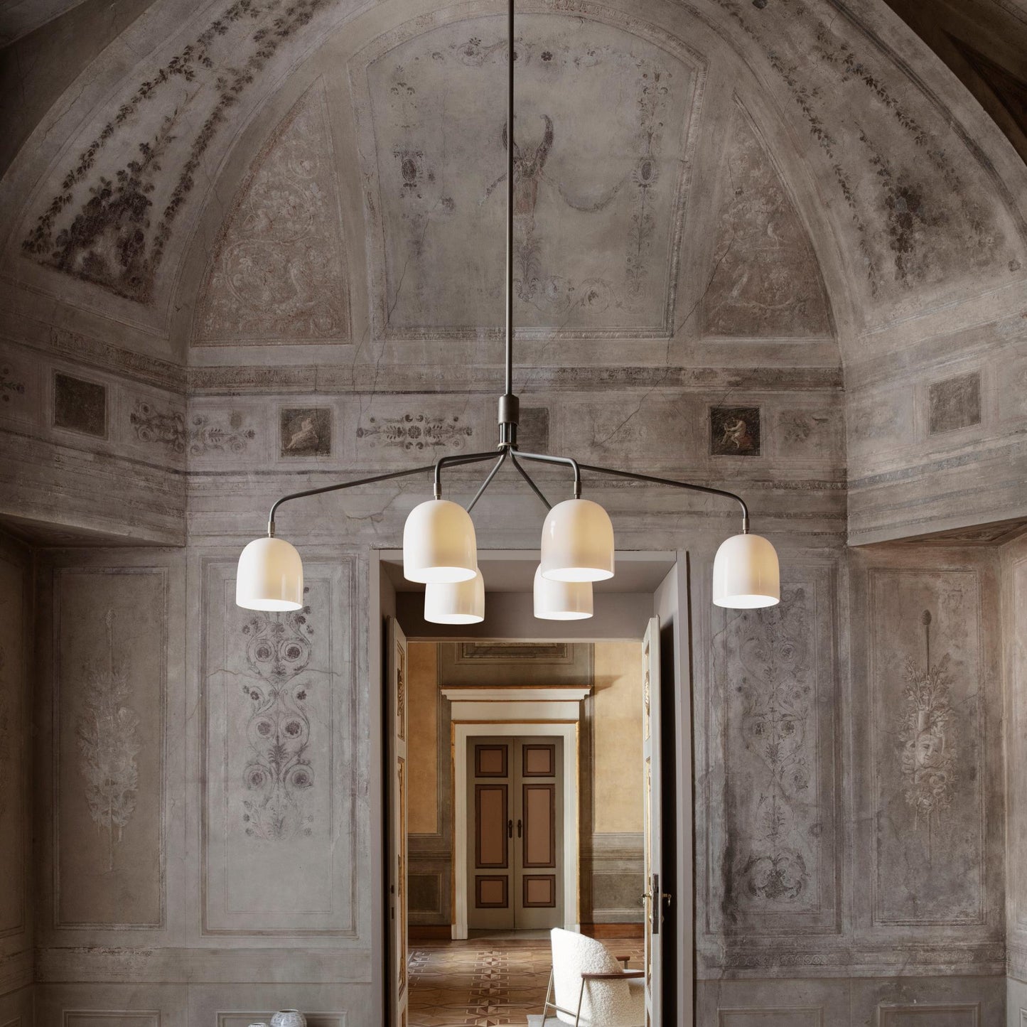 Howard Chandelier - Elegant Lighting Fixture with Adjustable Height &