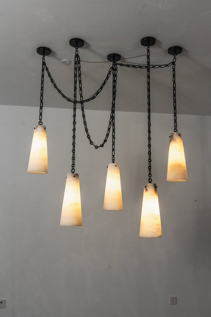 Industrial Cascade Chain Chandelier - Adjustable Height, Vintage Desig