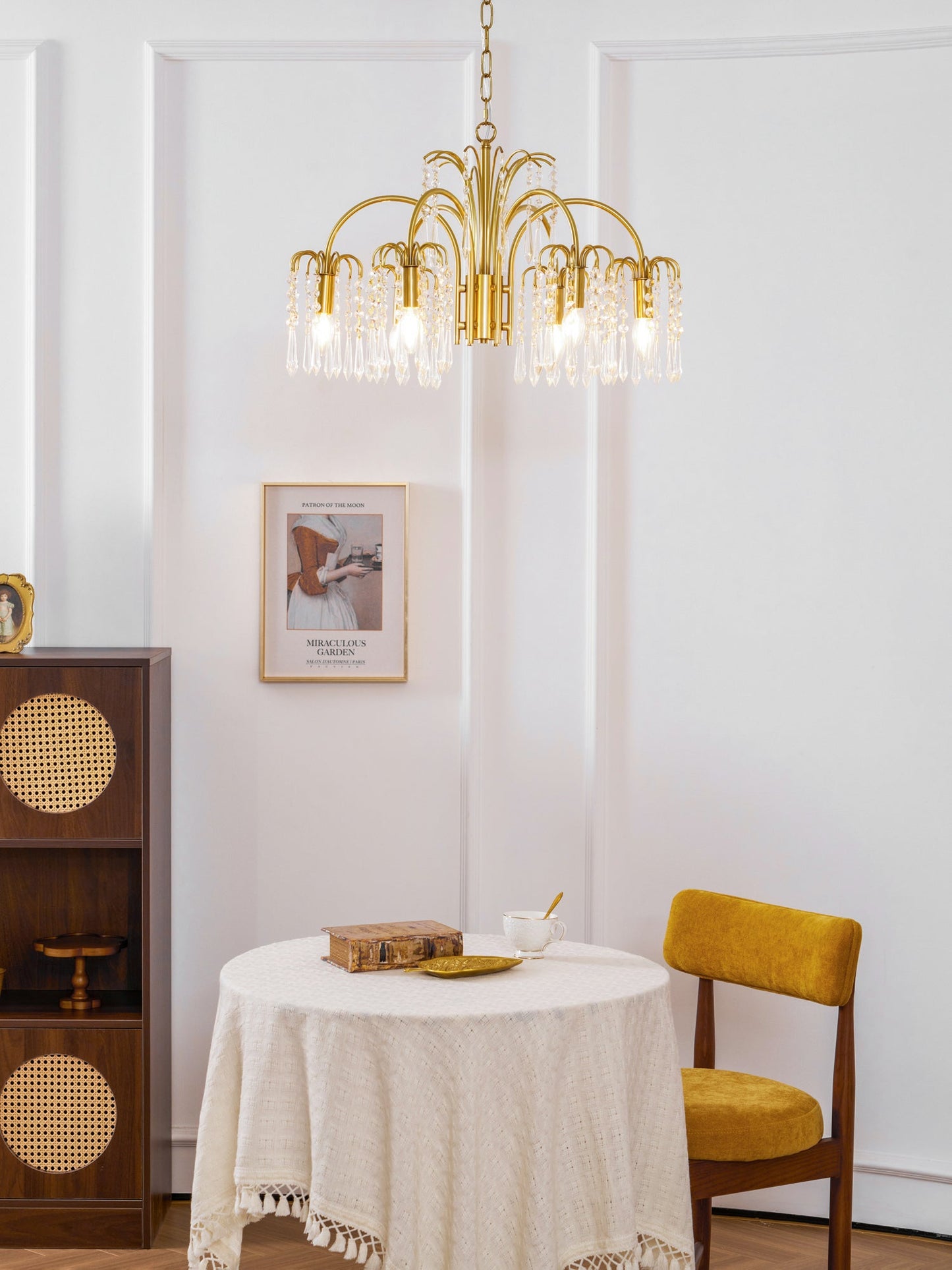 Isla Dawn Modern Chandelier - Elegant Design with Adjustable Brightnes