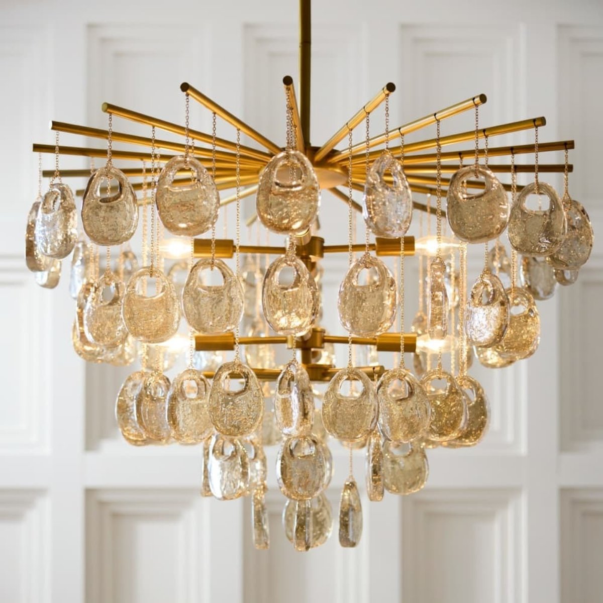 Jacqueline Chandelier - Elegant Crystal Design with Adjustable Height