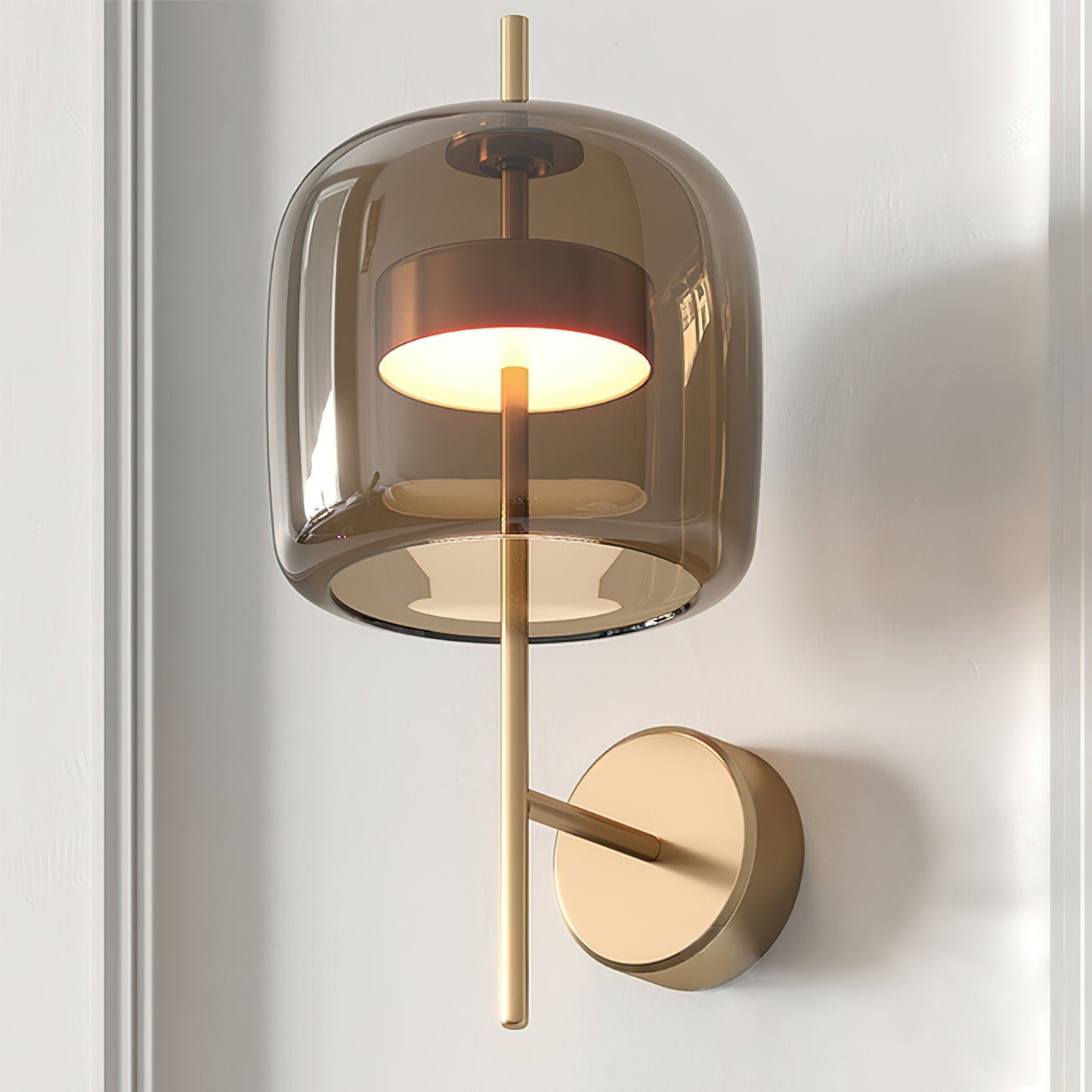Modern Hourglass Wall Sconce - Adjustable Brightness & Elegant Design
