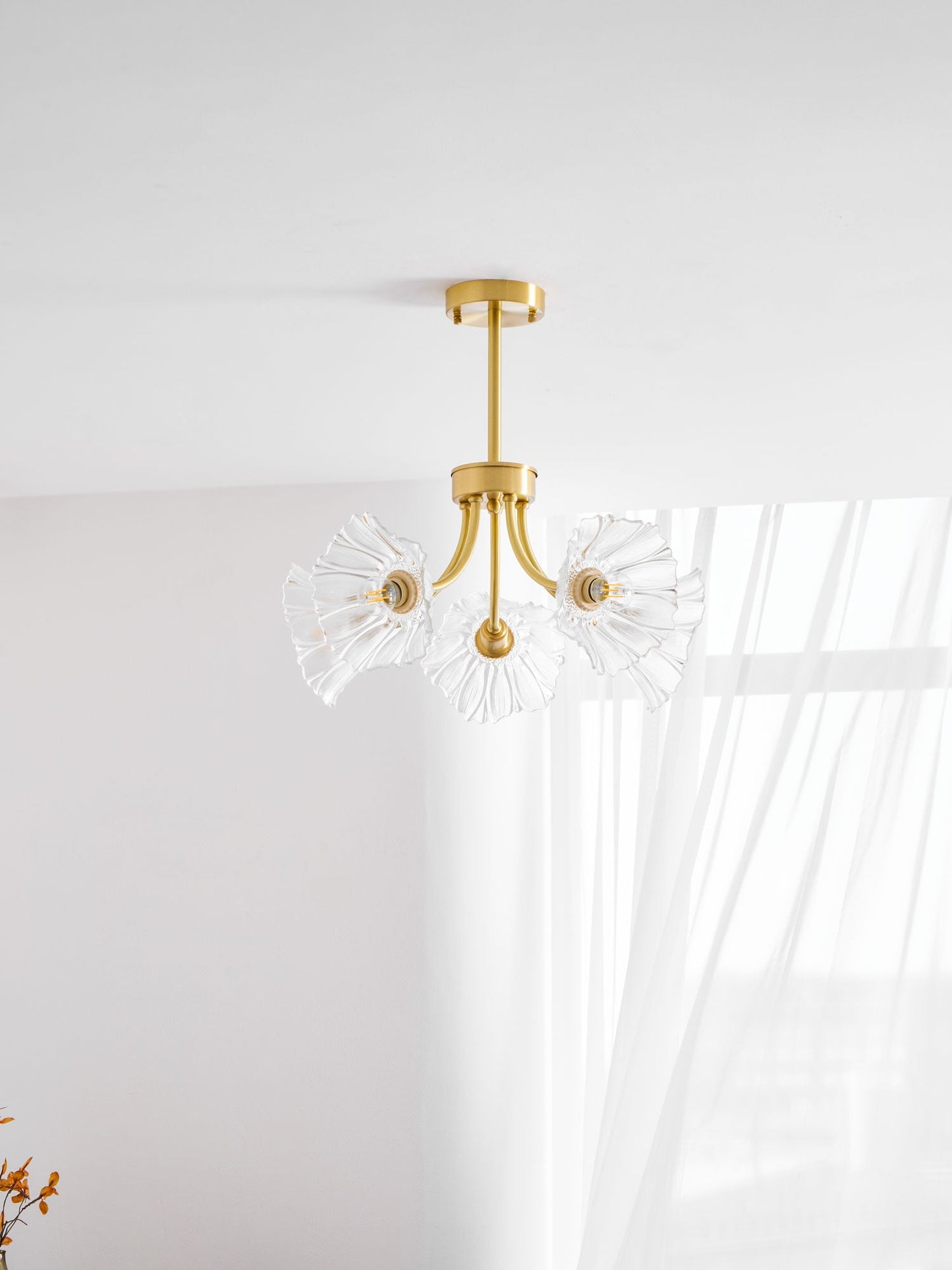 Kalin Flower Glass Chandelier - Elegant Design, Adjustable Height