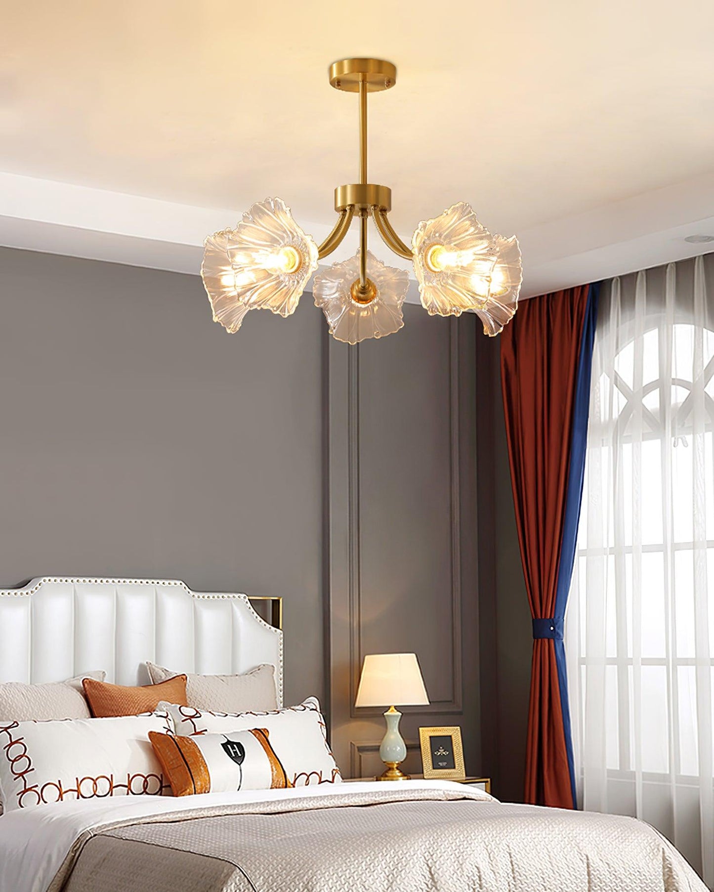 Kalin Flower Glass Chandelier - Elegant Design, Adjustable Height