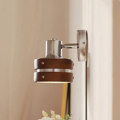 Karry Plug-in Wall Lamp with Adjustable Brightness and Modern Design