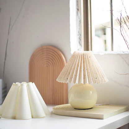 Kicsi Knife Pleat Table Lamp - Elegant Design, Soft Ambient Lighting