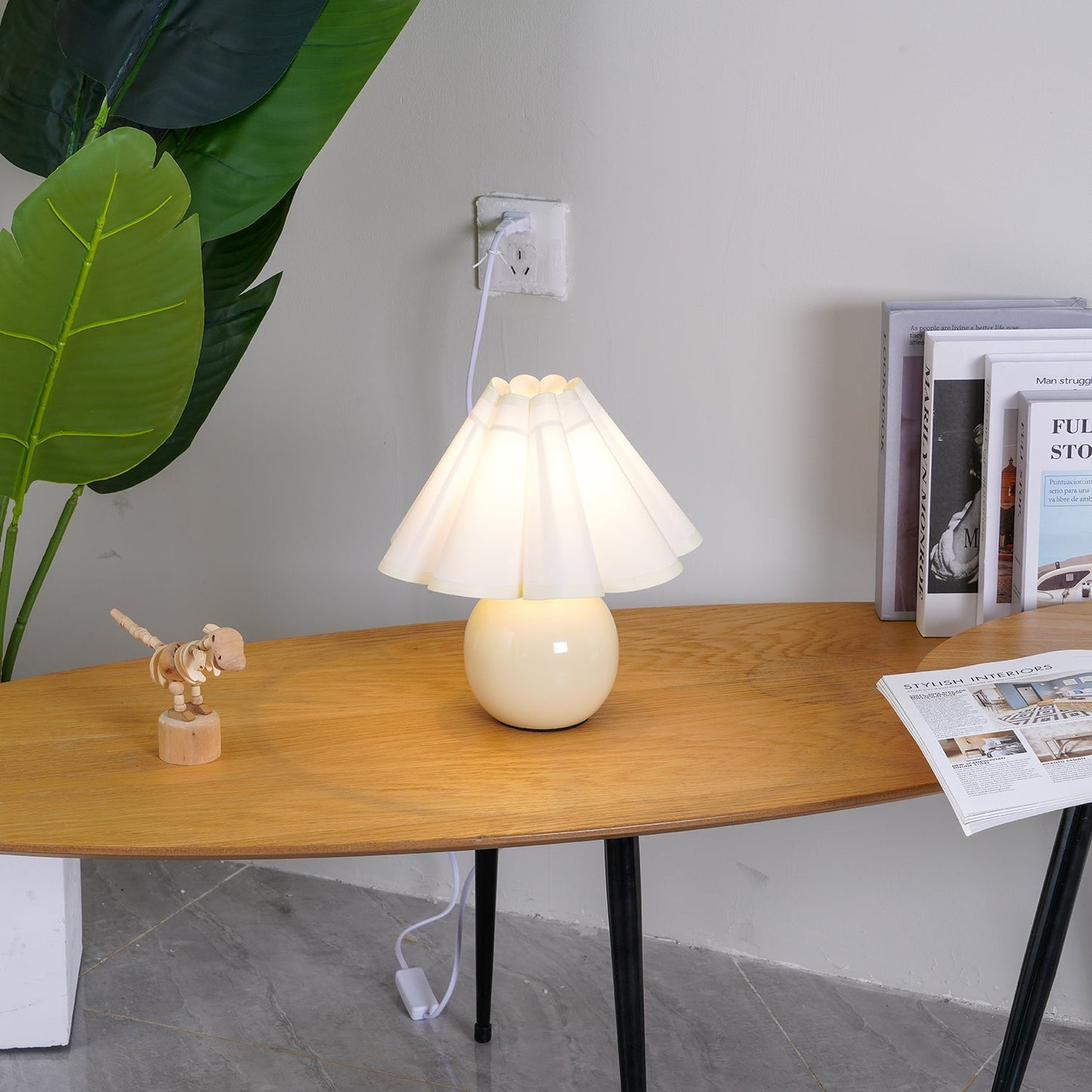 Kicsi Knife Pleat Table Lamp - Elegant Design, Soft Ambient Lighting