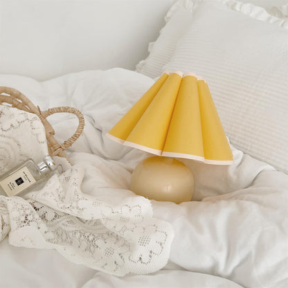 Kicsi Knife Pleat Table Lamp - Elegant Design, Soft Ambient Lighting