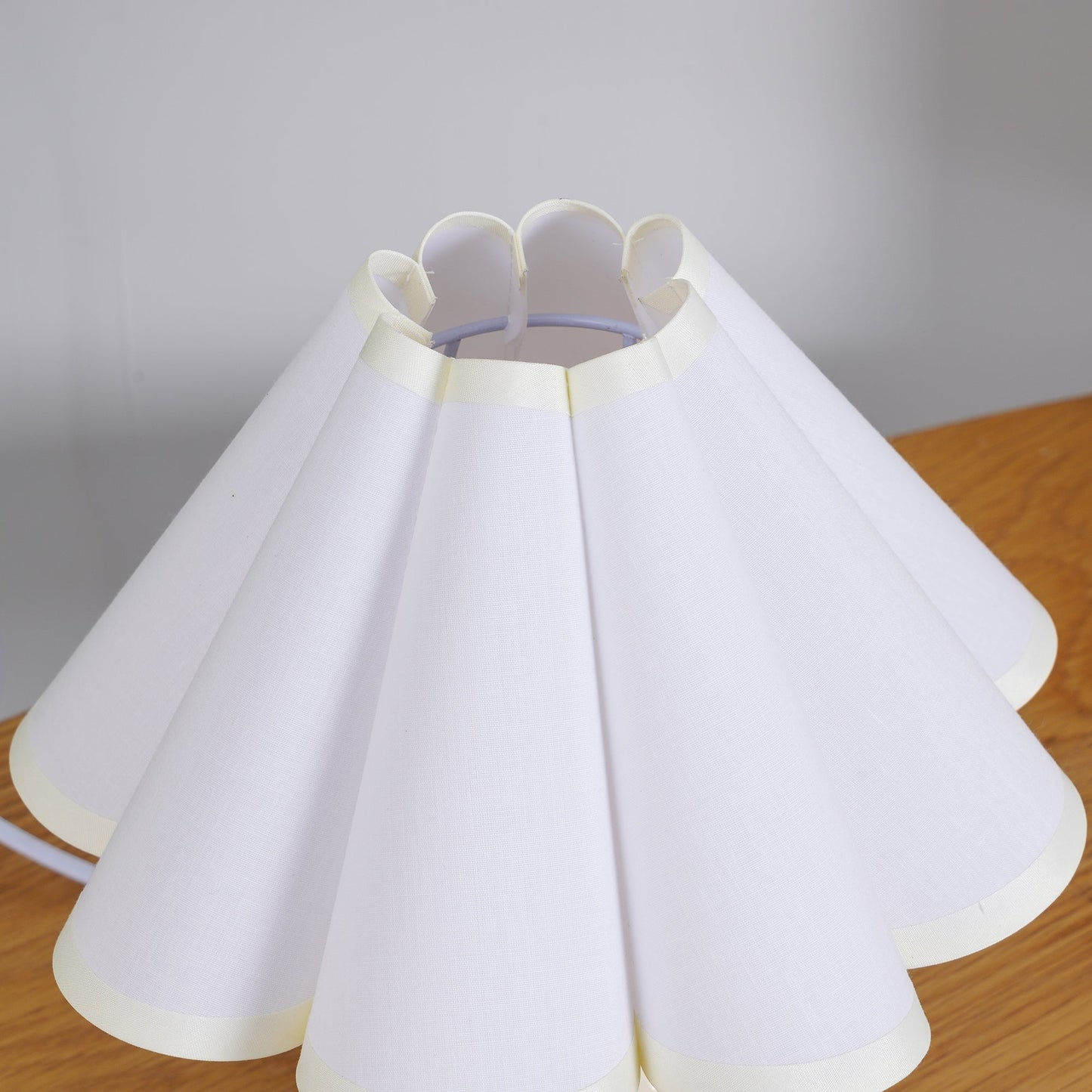 Kicsi Knife Pleat Table Lamp - Elegant Design, Soft Ambient Lighting