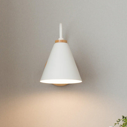 Kona Nordic Wall Lamp - Adjustable Brightness & Energy-Efficient LED